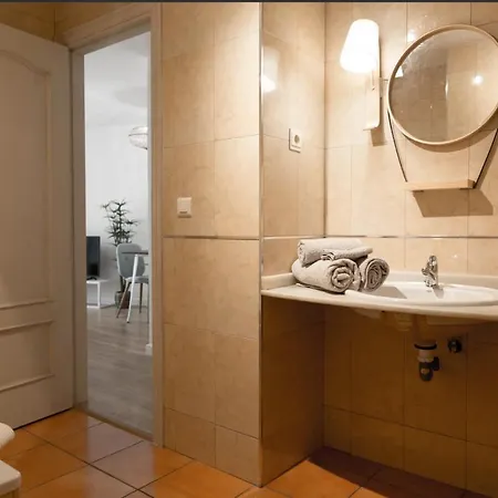 Merced10 3e Apartman *